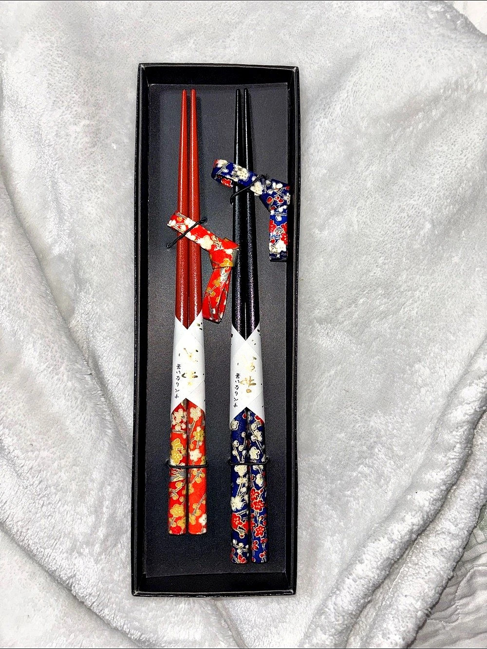 Decorative Floral Chopstick Set Red & Blue